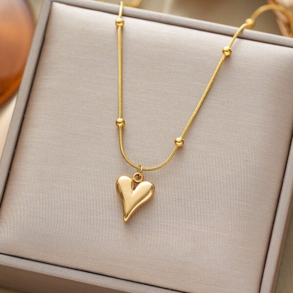 love fest necklace