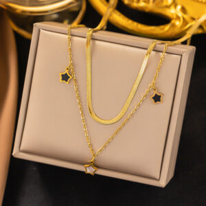 Gold Pentagram Pendant Necklace