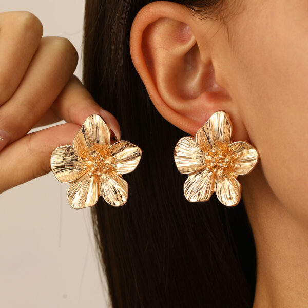 Small Flower Stud Earrings