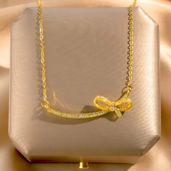 Long Bow Necklace